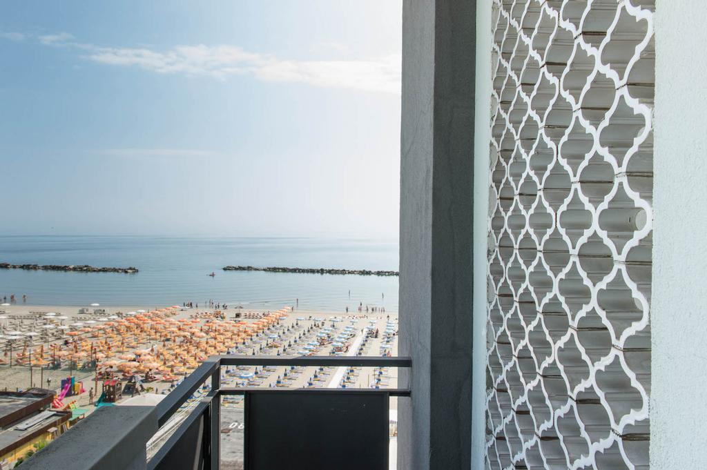 Hotel Levante Sul Mare Lido Di Savio Exterior photo